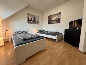 Möblierte Wohnung im Obergeschoss in bester Lage für Feriengäste und beruflich Reisende AW12A-V