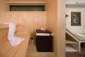 Apartment House Artes with Free Hot Tub & Sauna 