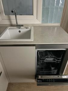 APARTAMENTO PREMIUM EN PLAZA MINA Minimalismo y confort a pasos del mar