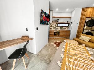 Stunning Brand New 1BR in Paradise! w Pool!