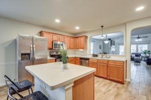 14 Mi to Dtwn San Antonio Home with Pool and Yard