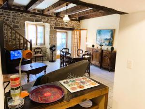 Appartements Gite de France a Darazac 2 epis - Gite de France 2 personnes MAE-5181 : photos des chambres
