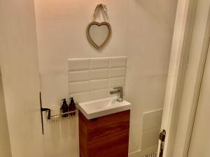 Appartements Fleurs sauvages a Rebeuse NEW HOSTS Full of nature : photos des chambres