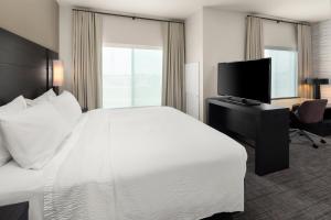 King Studio with Sofa Bed room in Residence Inn by Marriott East Peoria