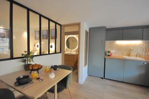 MONACO # MENTON - 4 PERSONS - HYPERCENTER - PRIVATE PARKING - CLIM - FULL RENOVATED - FAST WIFi