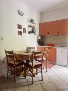 Apartment in Podgora with sea view, terrace, air conditioning, WiFi 3812-3 - 3hvězdičkové hotely ve městě Podgora