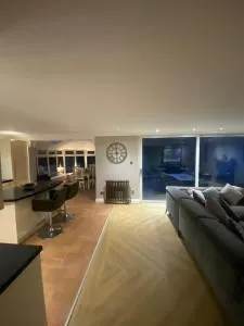 Collinbridge manor - 纽敦阿比