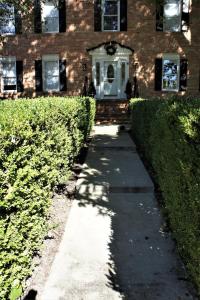 The Deluxe Oasis in the North West Suburbs of Richmond