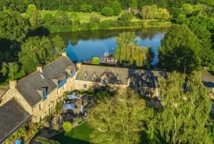 Logis Hôtel Le Manoir Des Portes - Sables-d'Or-les-Pins