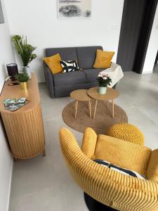 Dalma Pro Apartments - Cozy Studio & Spacious One-Bedroom Apartment - Self Check-in