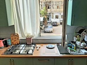 Комната в солнечной квартире в Старом Тбилиси