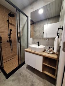 Shirok Sokak Apartment 1