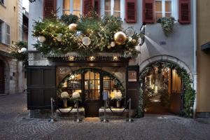 Petit Hôtel Confidentiel, Отели - Шамбери