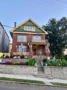 The Edmond an 1887 Arts & Crafts gem - Atchison