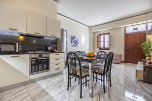 Seafront apartment in TaXbiex