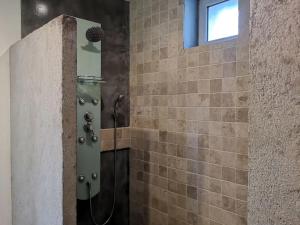 Sejours chez l'habitant Chambre privee au pied des cevennes : photos des chambres
