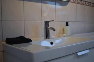 LE PAISIBLE Wifi Parking 4 Personnes Proche center parc Accès direct N4