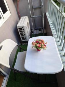 Cozy 1BR with Sofabed and Wifi in Grace Res