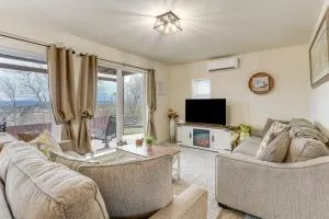 Patios, Fire Pit and Views Chattanooga Apartment! - 道尔顿