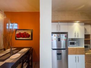 Excellent Location Wide House 5 BR Roma Sur