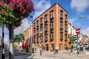 1st Floor Stylish 2-Bed Apartment - Julianstown