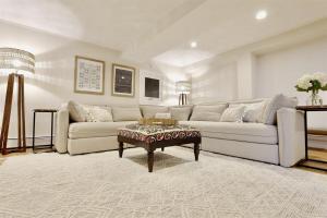 Top of the Town - with Parking