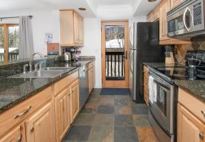 4479 Timber Falls 2001