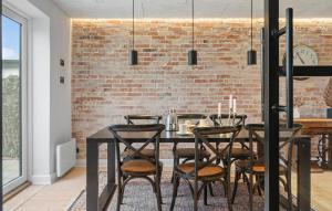 Cozy Home In Thyborøn With Wifi