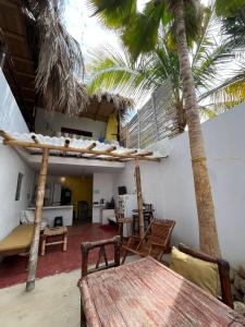 Casa Máncora Guesthouse