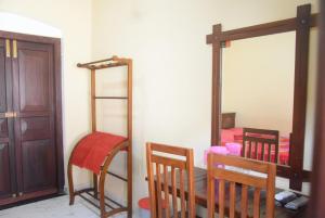 Sunray Hotel Ratnapura