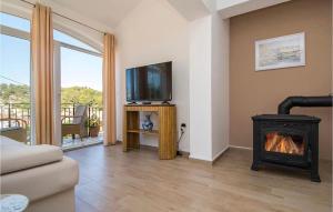 Sun-Kissed Apartment