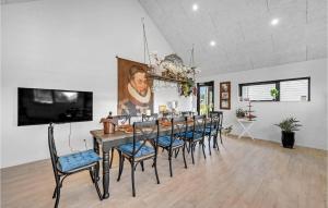 Nice Home In Skjern With Kitchen