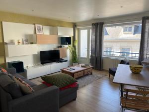 Charmant 2P en Hyper Centre de Lorient - Lumineux avec Balcon - 23 Couchages. - FR-1-349-221