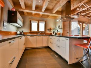 Chalets Chalet 5 chambres pour 8 pers. avec Wi-Fi et garage au Grand-Bornand - FR-1-391-199 : photos des chambres