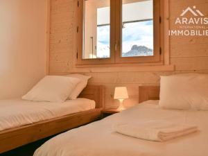 Chalets Chalet 5 chambres pour 8 pers. avec Wi-Fi et garage au Grand-Bornand - FR-1-391-199 : photos des chambres