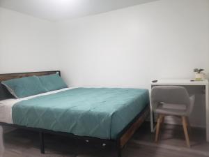 Basement Retreat BY THE AIRPORT