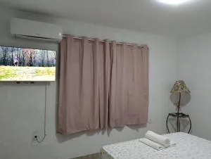 Casa 1 quarto, com wi-fi , ar condicionado e área gourmet, casa 2 - Claraval