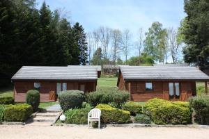 Volcans Vacances Les Chalets Du Lac