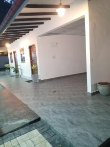 Lanka Global Properties