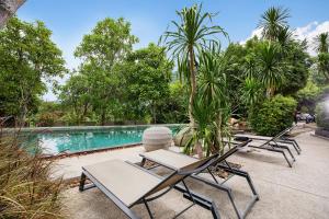 Embrace Nature, Comfort & Beach Proximity - Natural Park B24 Suite, Kamala