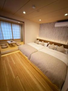 M house asakusa kaminarimon tokyo