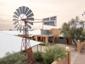 Mud Hut Motel - كوبر بيدي