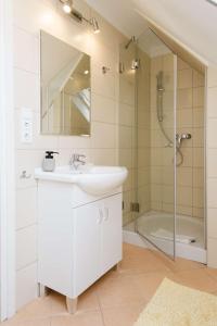 Diófa Apartman