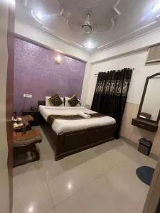 Sudhanshu Travells And Hotels - Roorkee