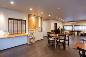 うり房旅館仲通り うら房