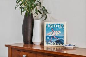 Mermaid Beachfront Retreat - Moments from Top Dining