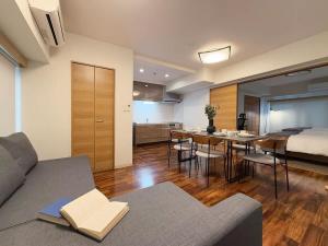 Casaen by b hotel - Secure 1BR Apt with Dining & Living Space