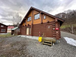 駅近55m 貸切Hirafu Cottage 映画鑑賞可プロジェクター 簡易スキー道具 比羅夫スキー場まで車5km 最大5名