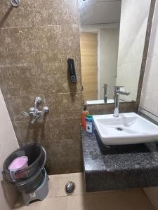 Stunning private Studio Apartment - Elegance Homes