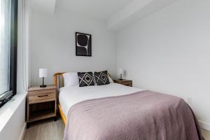 Blueground Seaport wd nr museums BOS-1123